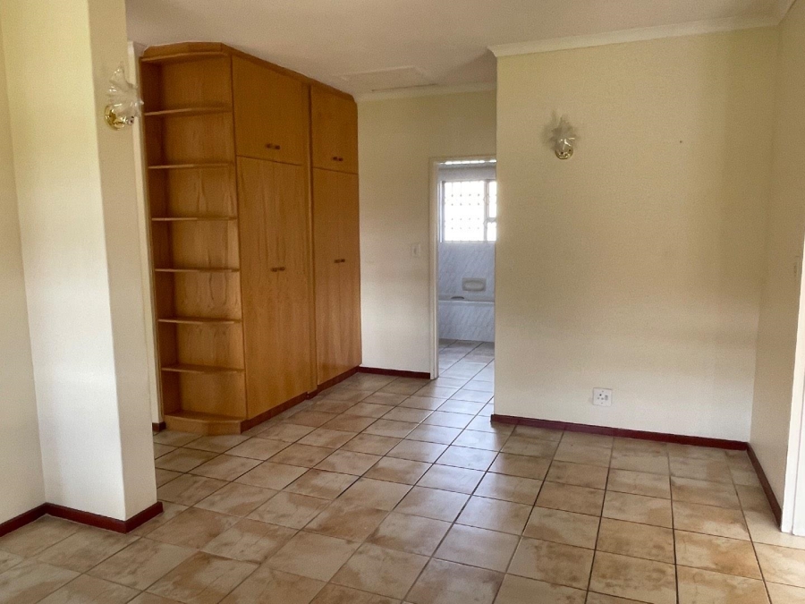 To Let 2 Bedroom Property for Rent in Kenridge Western Cape